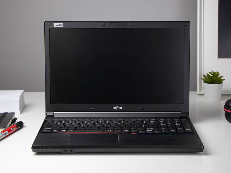 FUJITSU Notebook LIFEBOOK A574 Core i5 8GB HDD320GB DVD-ROM 無線