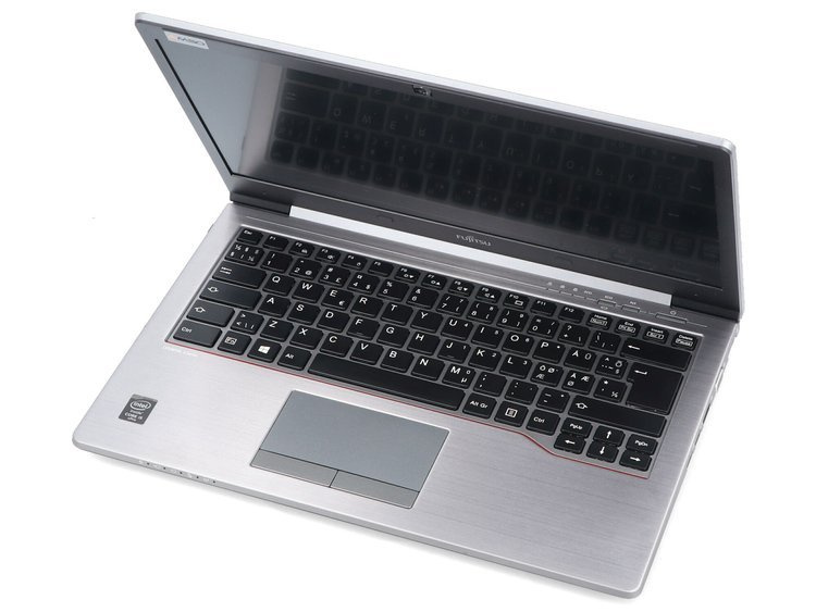 Fujitsu Lifebook U745 i5-5200U 8GB New hard drive 240GB SSD 1600x900 Class  A + Bag + Mouse