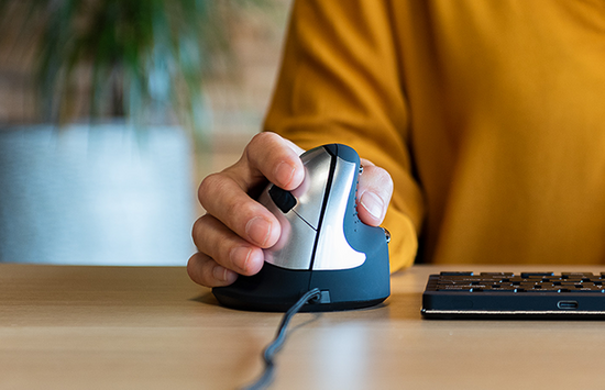 Neu R-GO HE Break ergonomisch vertikal USB Optisch Schwarz RGOBRHESMR Maus