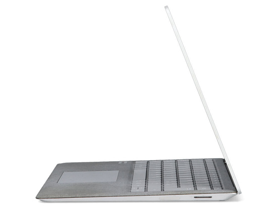 Microsoft Surface Laptop i7-7660U 8GB 256GB SSD 13,5" 2256x1504 Alcantara Клас А Windows 10 Professional