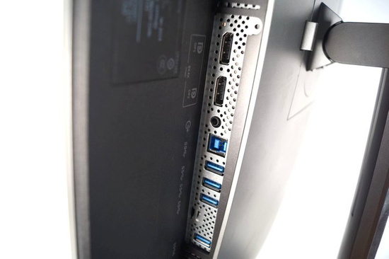 Monitor Dell UP3218K 32'' LED 8K 7680x4320 IPS DisplayPort