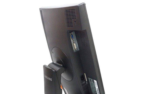 Samsung SyncMaster 2243EW 22" 1680x1050 DVI D-SUB Black Class A monitor