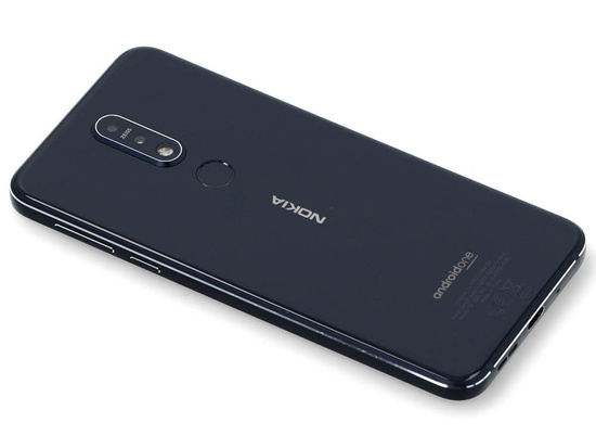 Nokia 7.1 TA-1095 4GB 64GB DualSIM LTE 1080x2244 Azul Plata Seminuevo Android