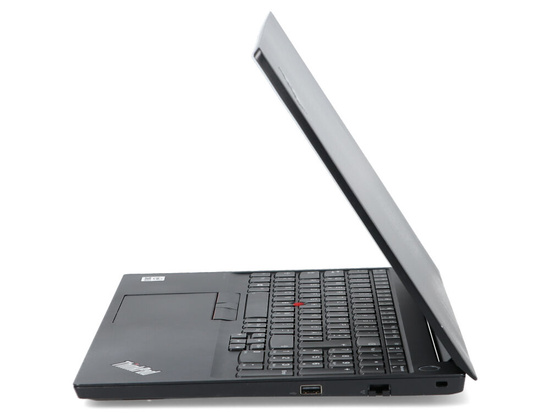 Lenovo ThinkPad E15 i5-10210U 16GB 512GB SSD 1920x1080 Třída A- Windows 11 Home