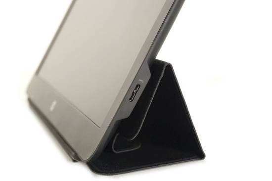 HP EliteDisplay S140U 14" LED 1600x900 USB 3.0 Class A Moniteur portable (cas)