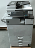 Stampante Multifunzionale RICOH MP C3003 Chilometraggio 368 mila pagine
