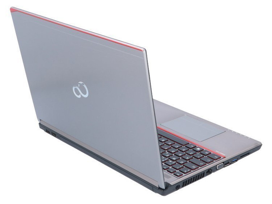 Fujitsu LifeBook E756 i5-6200U 8GB 256GB SSD 1920x1080 Clase A Sin Sistema