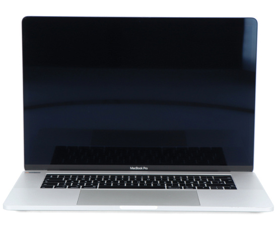 Apple MacBook Pro A1990 2018 r. Silver i7-8850H 16GB 512GB SSD 2880x1800 Radeon Pro 560X Třída A MacOS Big Sur QWERTY