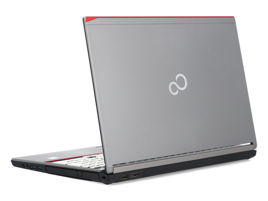 Fujitsu LifeBook E756 i5-6300U 8GB 240GB SSD 1920x1080 Clase A- Teclado blanco