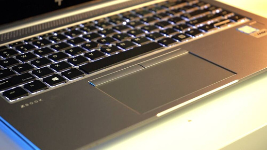 Dotykový HP ZBook 14u G5 i5-8350U 32GB 1 TB 1920x1080 Třída A Windows 11 Professional