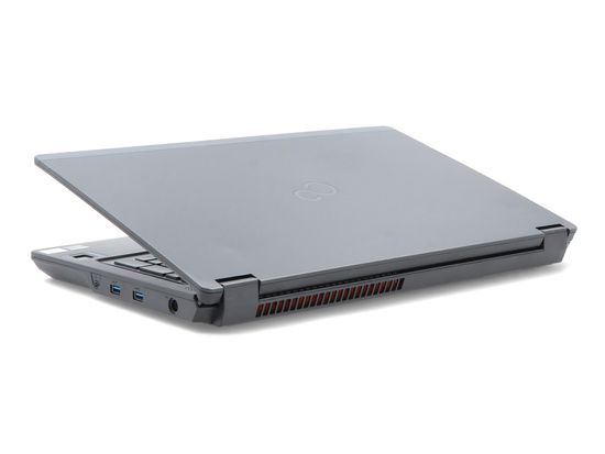 Fujitsu Celsius H7510 i5-10400H 16GB 512GB SSD 1920x1080 nVidia Quadro P620 Klasse A Windows 11 Professional