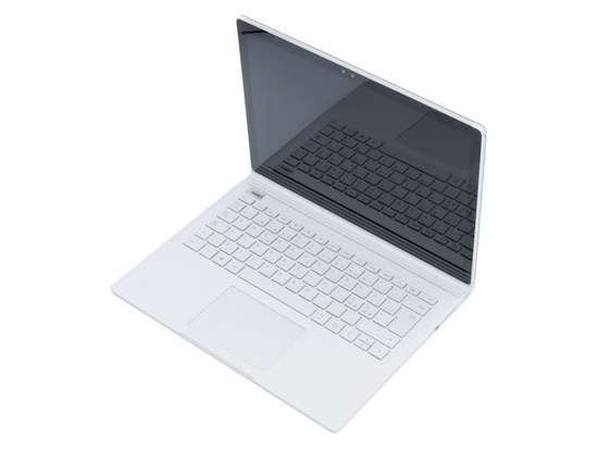 Touchscreen Microsoft Surface Book i5-6300u 8GB 256GB SSD 13,5" 3000x2000 Klasse A Silber Windows 10 Professional