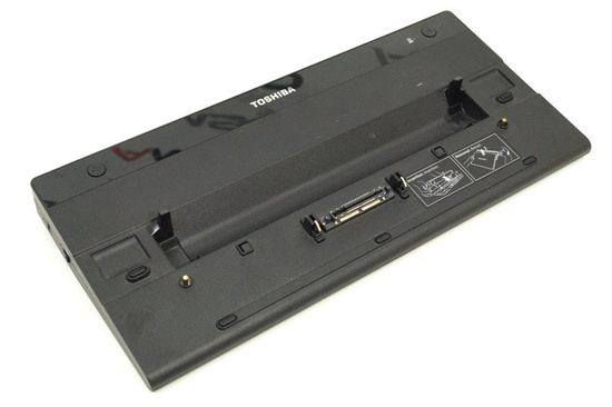 Toshiba PA3838E-1PRP R700 R800 R930 Docking Station