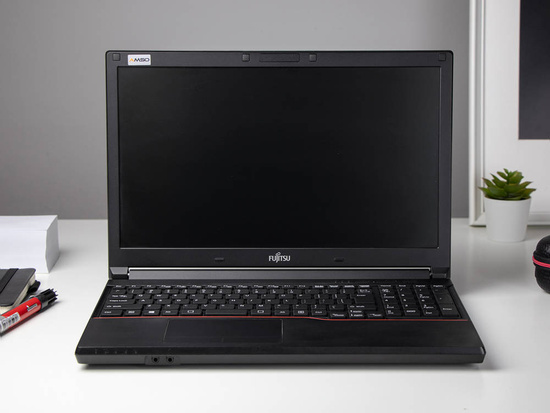 Fujitsu LifeBook A574 Celeron 1000M 8GB 240GB SSD 1366x768 QWERTY Class A Windows 10 Home