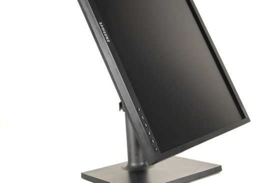 Moniteur Samsung S22C450MW 22" LED 1680x1050 DVI D-SUB Noir Classe A