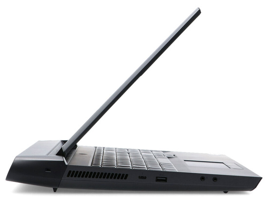 Dell AlienWare Area 51M i7-9700K 32GB 1TB 1920x1080 Nvidia GeForce RTX 2080 Classe A Windows 11 Professional