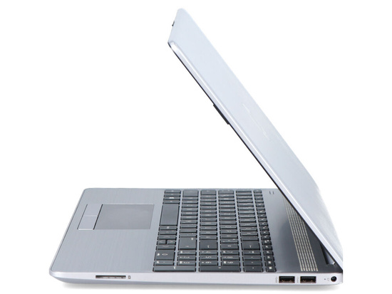 HP 255 G8 AMD Ryzen 5 3500U 8GB 256GB SSD 1920x1080 Clase A Windows 11 Home