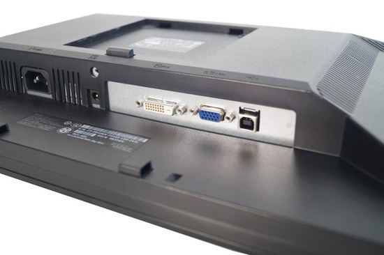 Монітор Dell P2211H 22" LED 1920x1080 DVI D-SUB Чорний VESA Клас A-