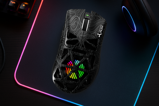 New Wireless Gaming Mouse Triadyn Play IAPETUS PixArt PAW3311DB 12000 DPI for Gamers LED Lighting HUANO Black