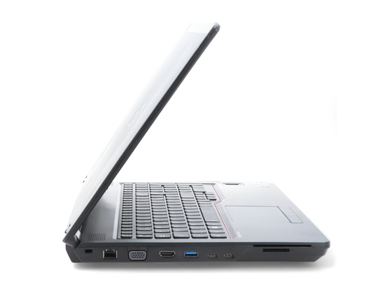 Fujitsu Celsius H7510 i5-10400H 16GB 512GB SSD 1920x1080 nVidia Quadro P620 Klasse A Windows 11 Professional