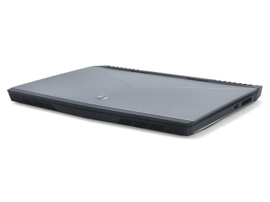 Dell Alienware 15 R3 i7-7700HQ 32GB 1TB SSD 1920x1080 Nvidia GeForce GTX 1060 QWERTY Třída A Windows 10 Professional