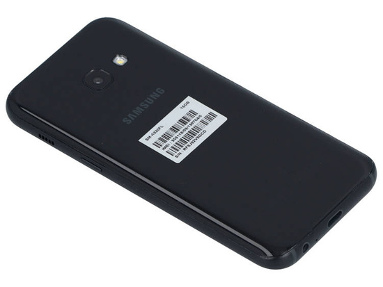Modello da esposizione Samsung Galaxy A3 SM-A320FL 2GB 16GB Nero Android