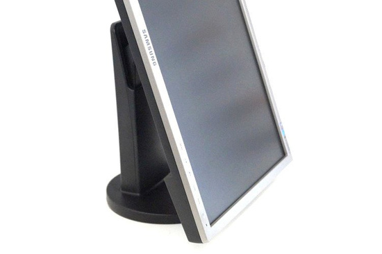 Monitor Samsung SyncMaster 2243BW 22" 1680x1050 DVI D-SUB Silber Klasse A-