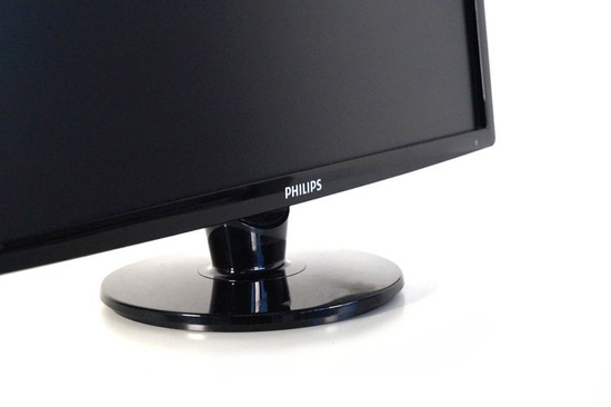 Монітор Philips 244E1 24" 1920x1080 DVI HDMI чорний класу A