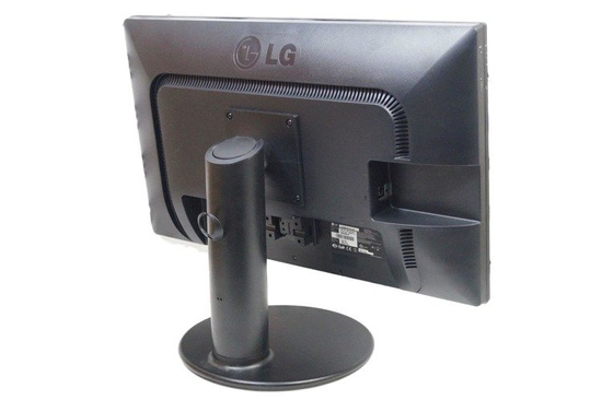 LG Flatron E2411PU 24" moniteur LED 1920x1080 PIVOT Noir Classe A-