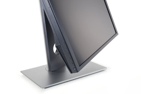 Dell UltraSharp UP2718Q 27" LED 4K 3840x2160 HDMI DisplayPort Černý monitor třídy A