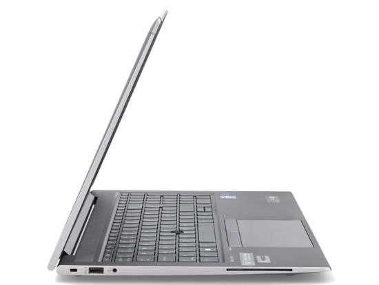 HP ZBook Firefly 15 G8 i7-1165G7 16 Go 512 Go SSD 1920x1080 Nvidia Quadro T500 Classe A Windows 11 Home